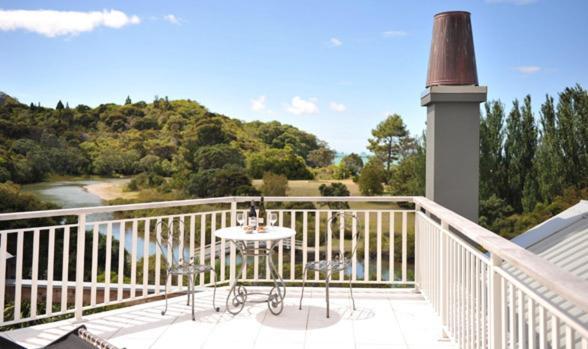 970 Lonely Bay Lodge Cooks Beach Номер фото